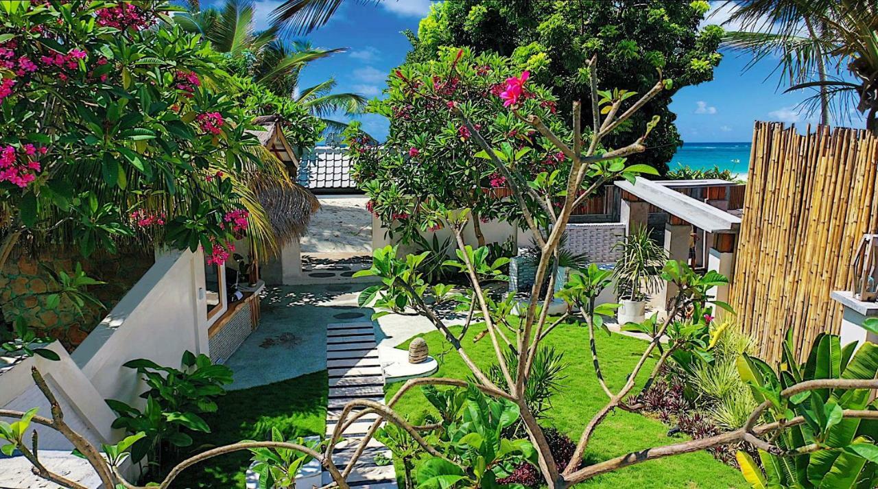 The White Key Luxury Villas Τζίλι Τραγουανγκάν Εξωτερικό φωτογραφία